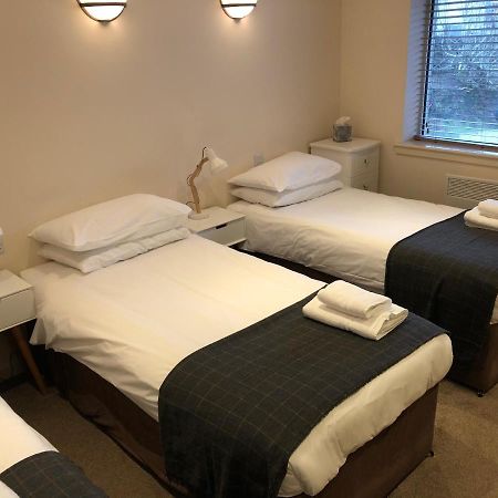 Caledonian Hotel Портри Екстериор снимка