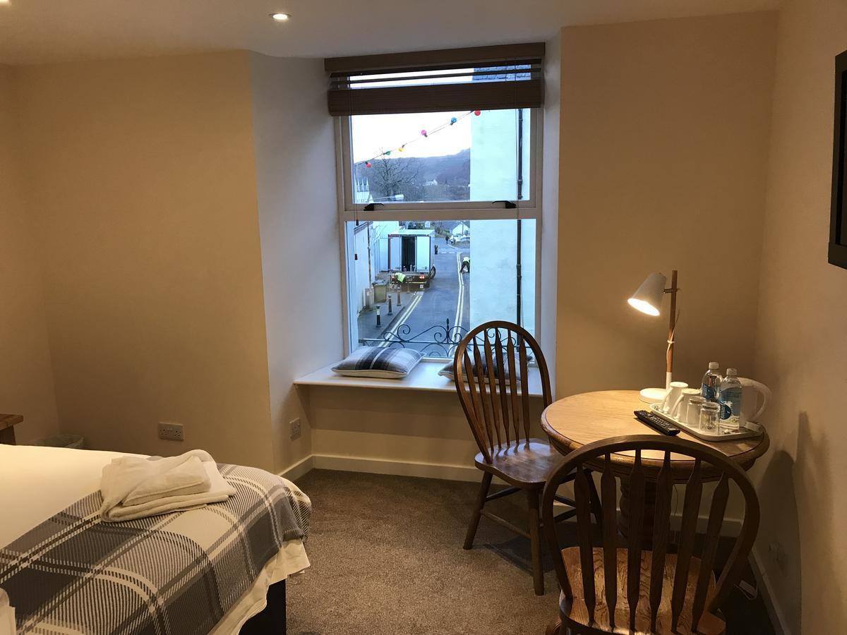 Caledonian Hotel Портри Екстериор снимка