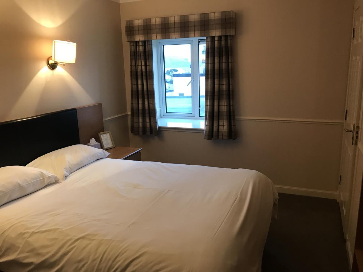 Caledonian Hotel Портри Екстериор снимка