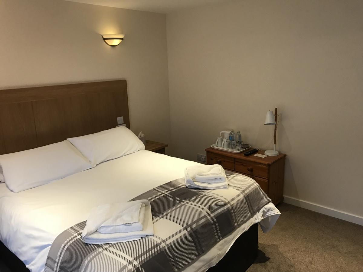 Caledonian Hotel Портри Екстериор снимка