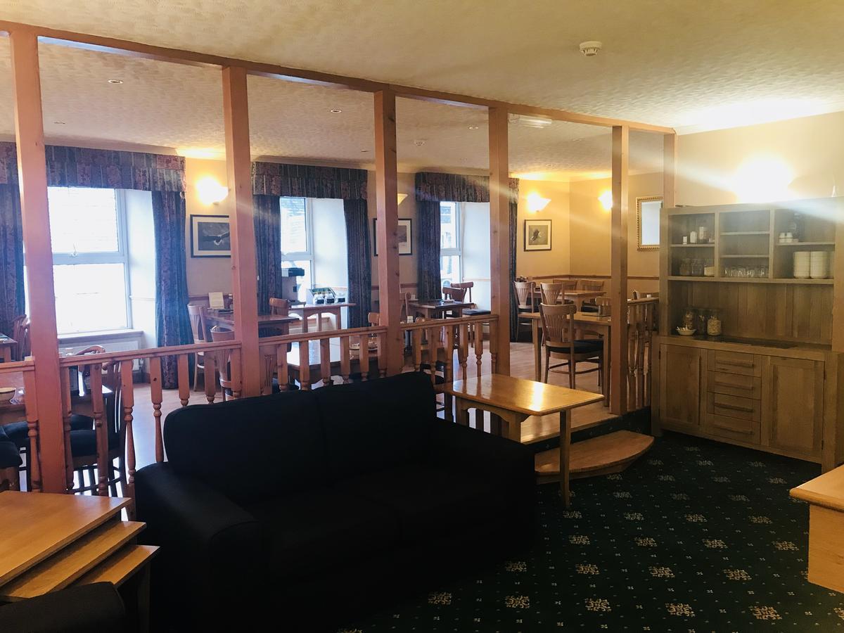 Caledonian Hotel Портри Екстериор снимка